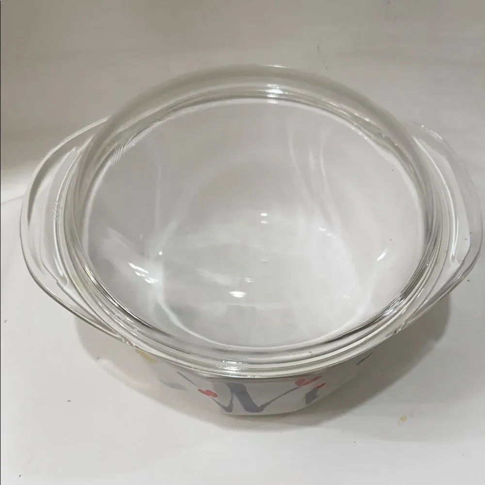 Studio Nova White Casserole Dish  Vibrant Floral Accents Clear Glass Lid Japan